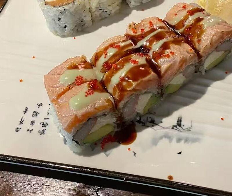 Fire Phoenix roll [spicy]